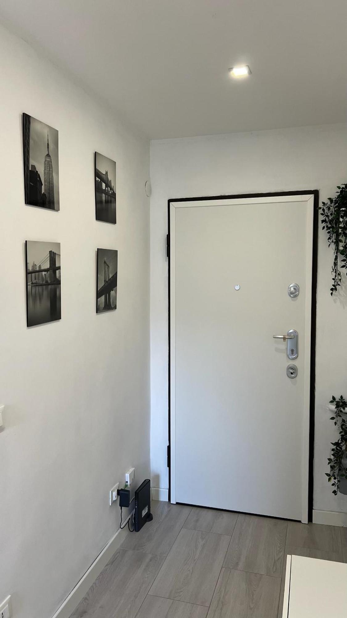 Ferienwohnung Rafael Milano - 10 Min From Linate Airport, Centrale Fs, Ospedale San Raffaele Exterior foto