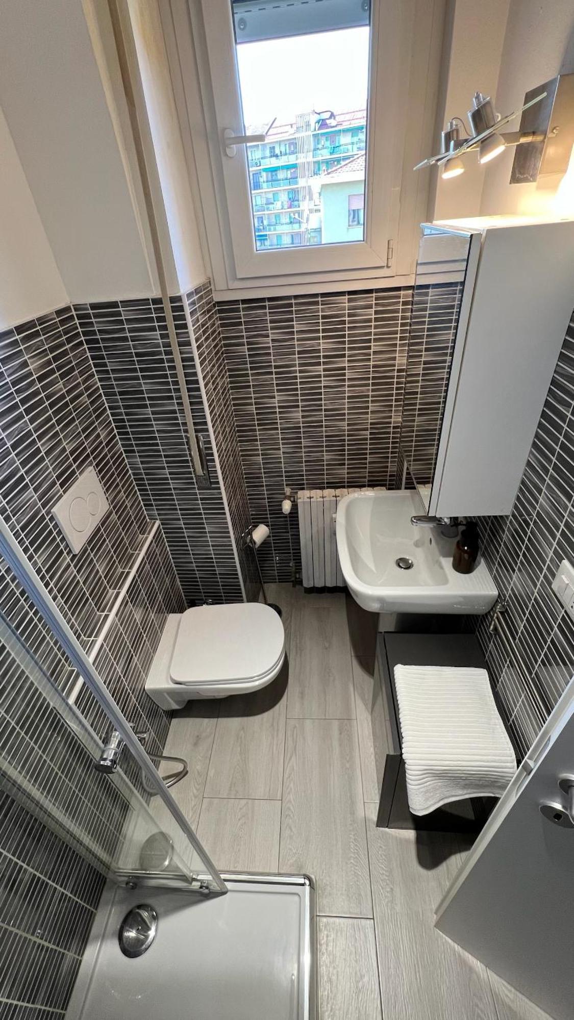 Ferienwohnung Rafael Milano - 10 Min From Linate Airport, Centrale Fs, Ospedale San Raffaele Exterior foto